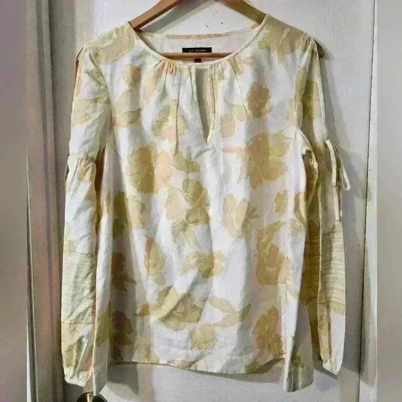 ST.JOHN FLORAL BLOUSE - Picture 1 of 5